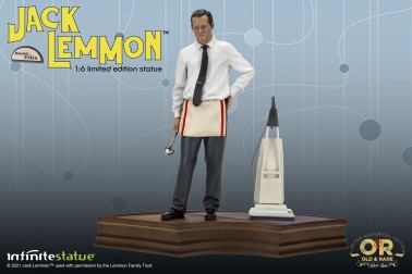Matthau & Lemmon Web Exclusive Limited-Edition diorama - 5