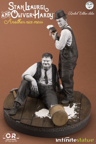 The statue of Laurel & Hardy "Another nice mess" - 2