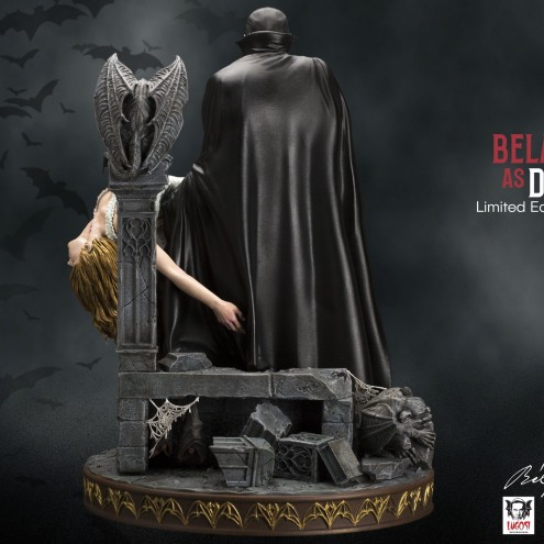 Bela Lugosi as Dracula limited-edition resin statue - 4