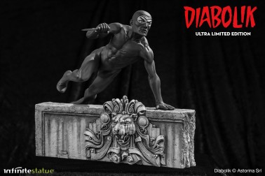 Statua da collezione di Diabolik in edizione Ultra Limited - 5
